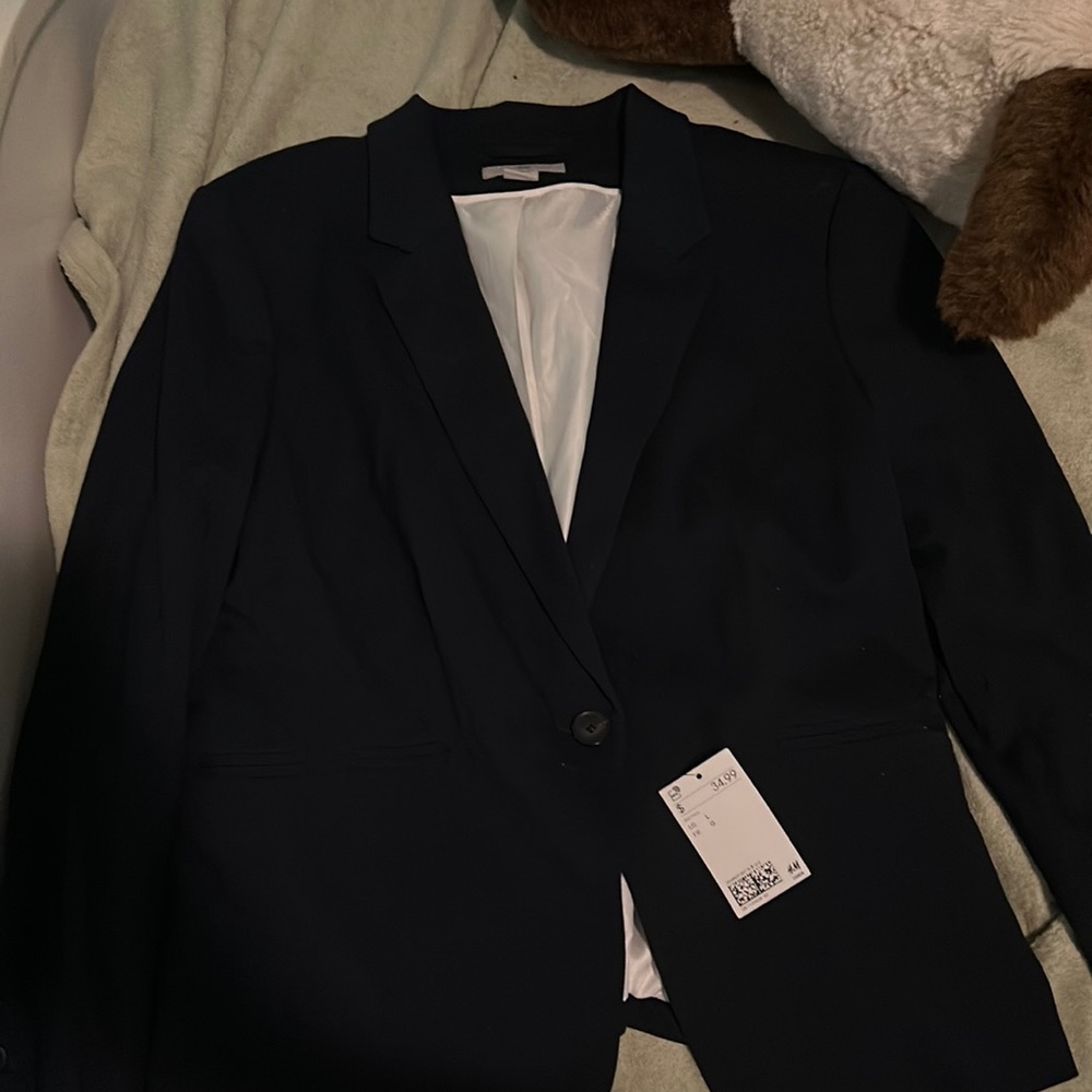 H and M new blazer! Perfect condition, never worn.